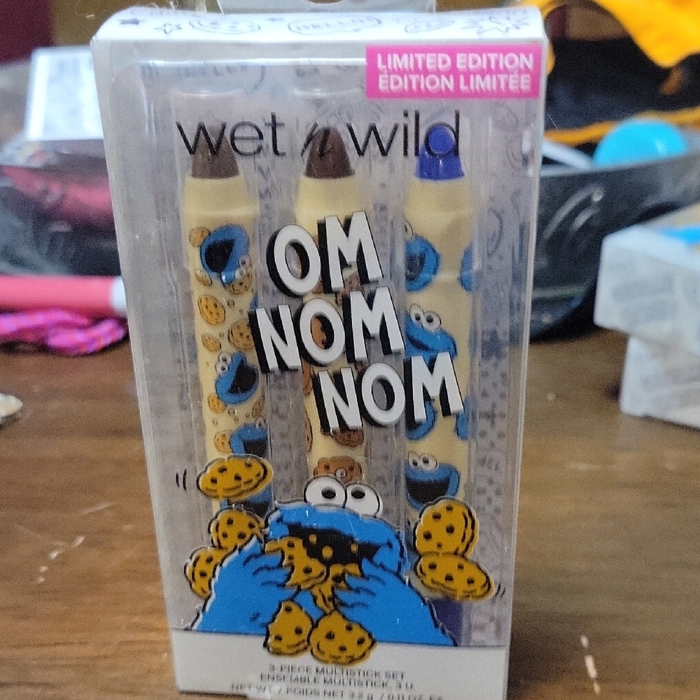 Wet n Wild Multstick Set